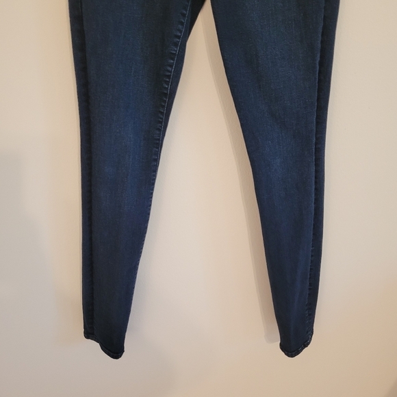 Good American skinny jeans size 4/27 - Picture 3 of 13